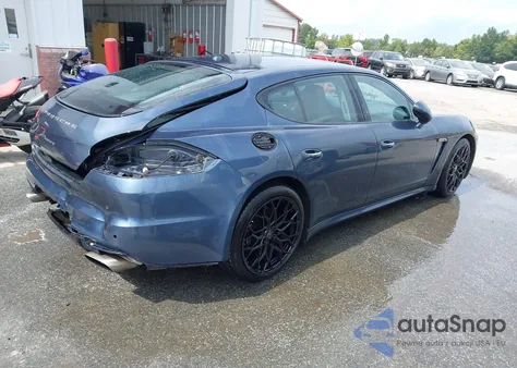 2015 Porsche Panamera 4 z USA, uszkodzony, nr VIN WP0AA2A73FL002597